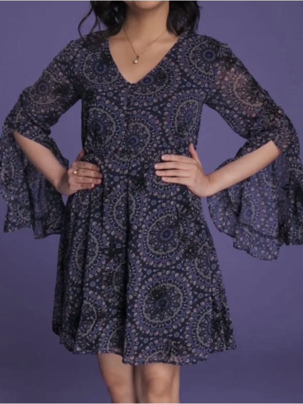 Blue Rain beautiful Floral dress Fit- and Flare in blue, Bell sleeve, Medium